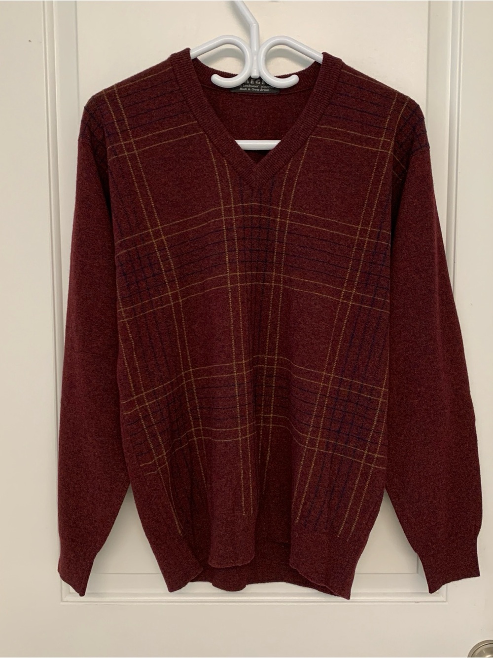 Vintage Jaeger Lambswool Sweater S/M Burgundy V-neck Windowpane Plaid 70s 80s